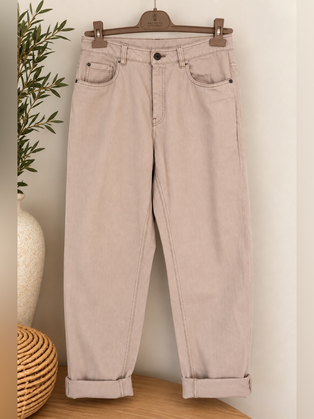 Brunello Cucinelli The Baggy Jean Tapered Leg Beige Cotton Jeans Sz 42 US 6